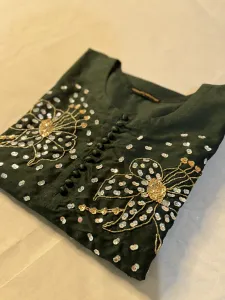 3PC RAW SILK SUIT WITH ORGANZA DUPATTA image not found